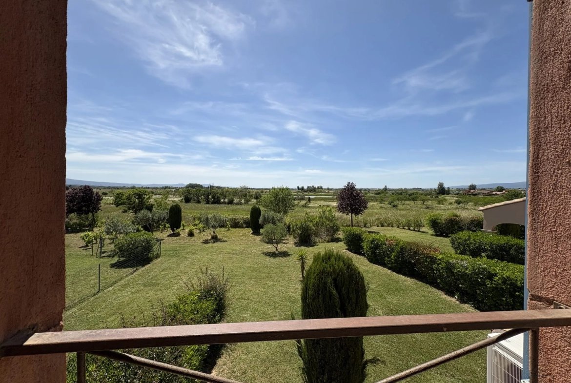 Pavillon 4 pièces climatisé avec jardin et garage à Homps, village charmant 