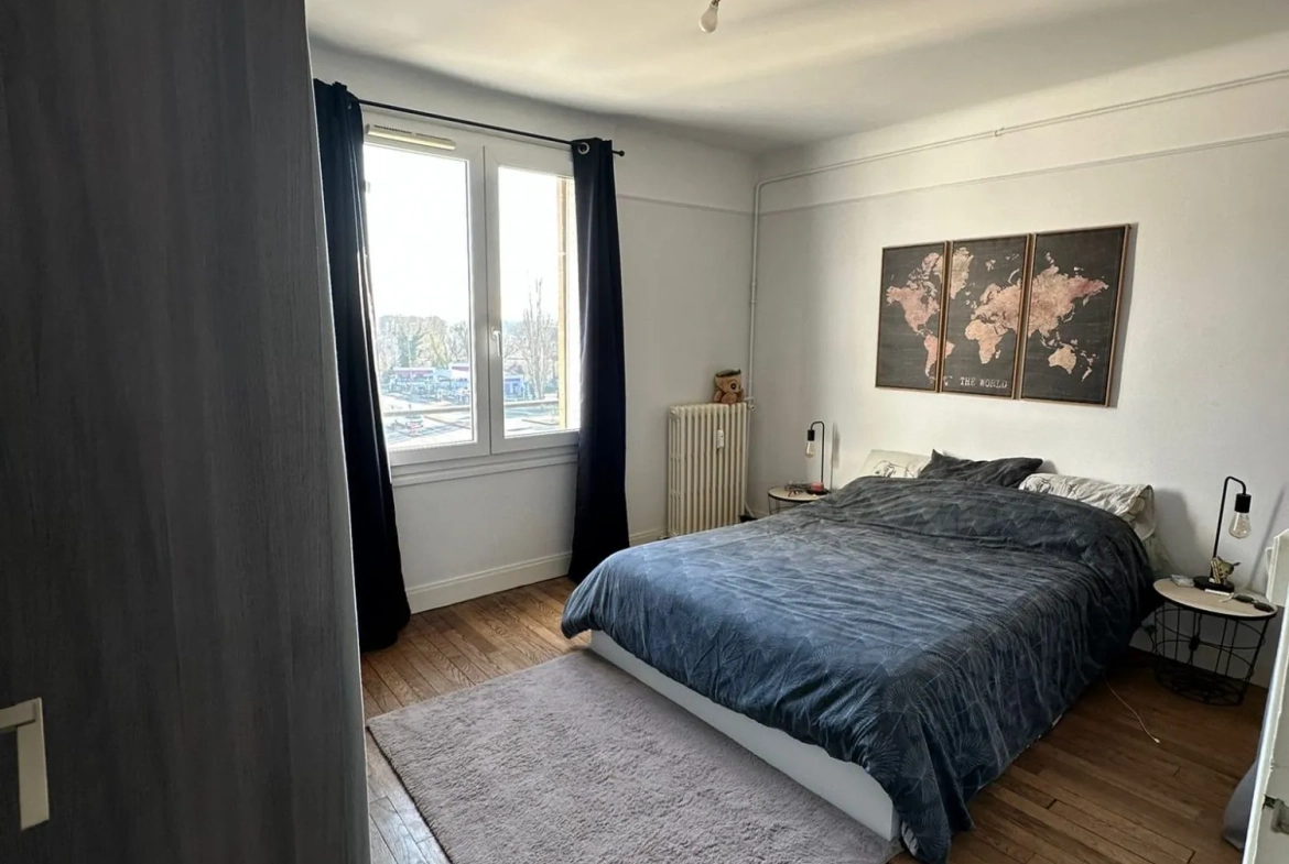 Appartement 3 pièces de 68,9 m² à Troyes avec balcon, proximité commodités 
