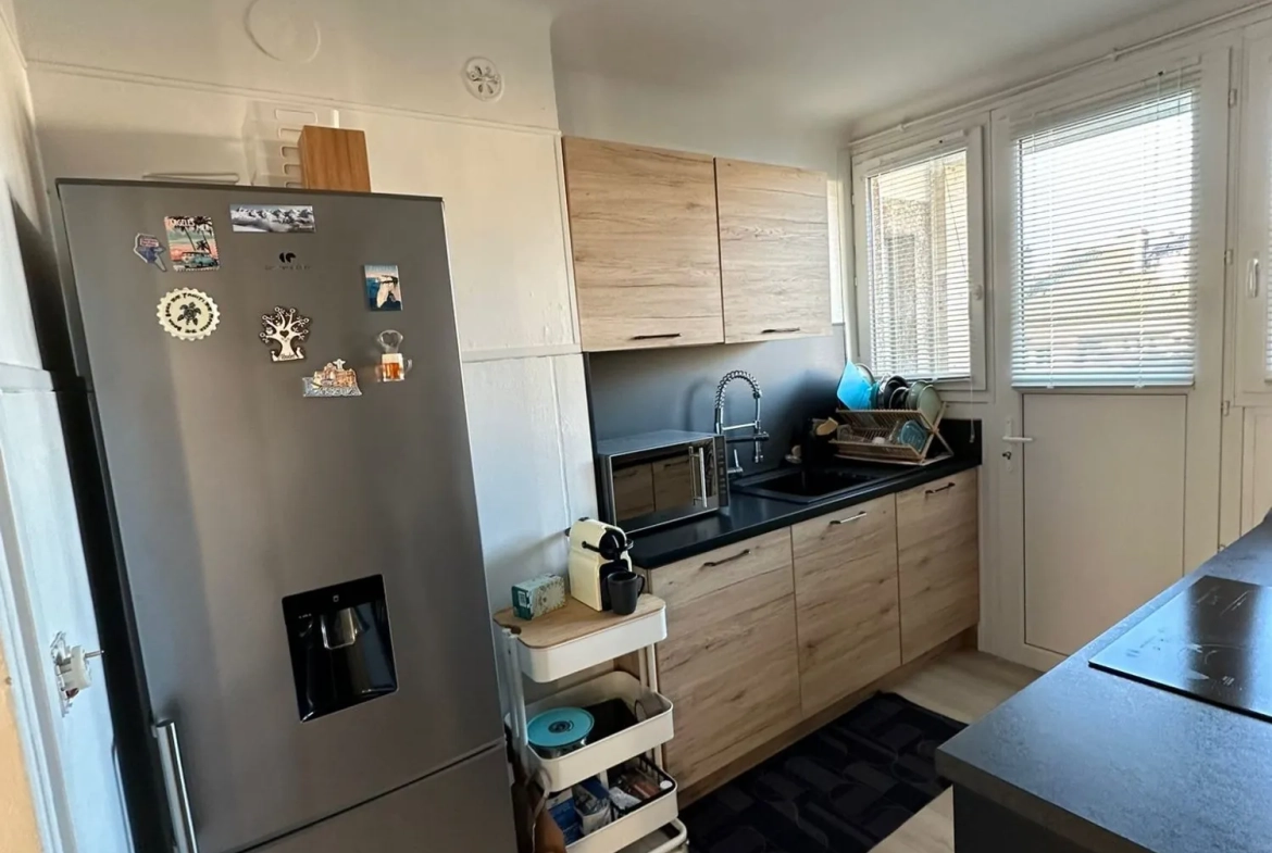 Appartement 3 pièces de 68,9 m² à Troyes avec balcon, proximité commodités 