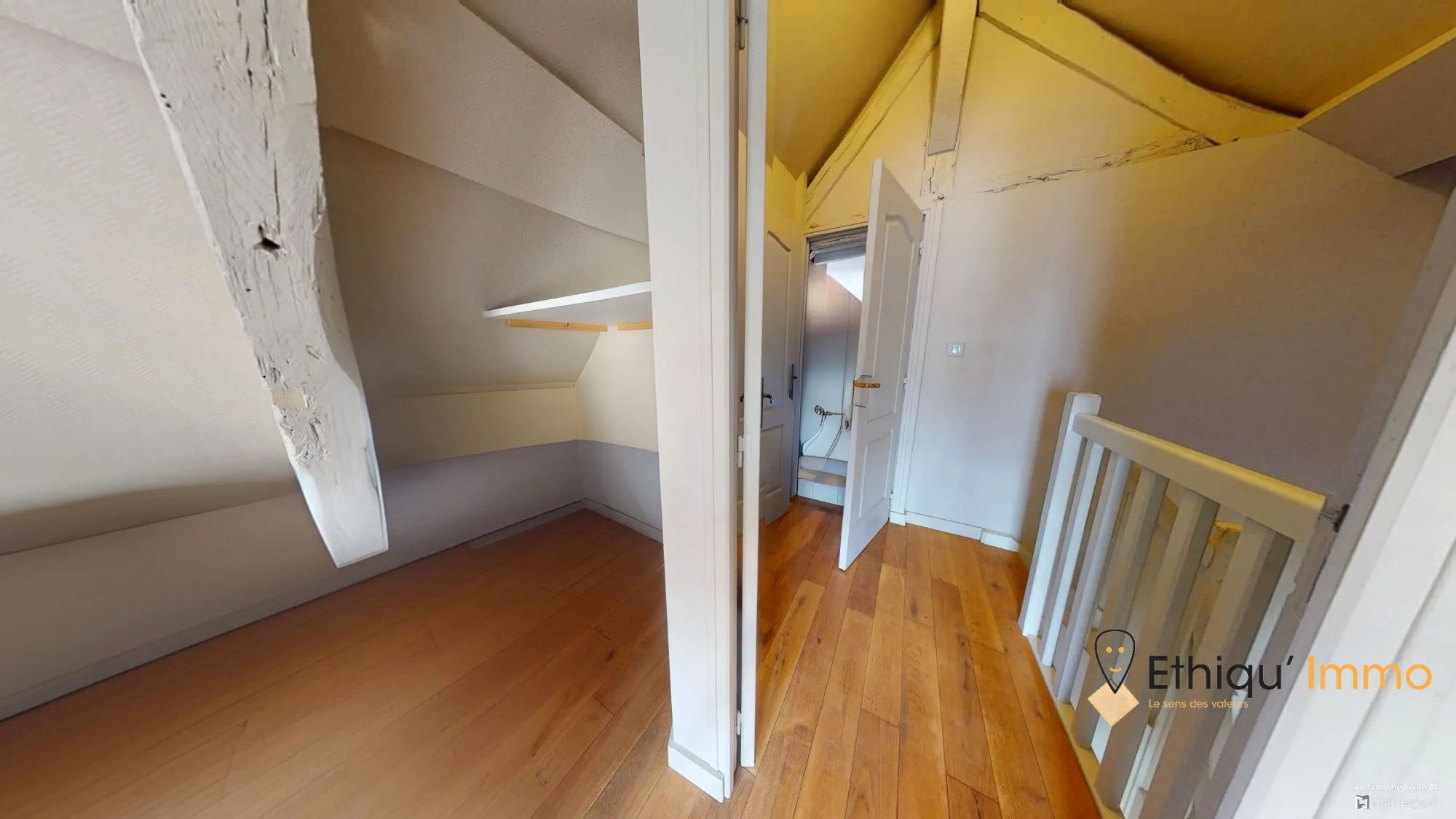 Chambre Appartement authentique au centre historique de Troyes avec façade à pans de bois 