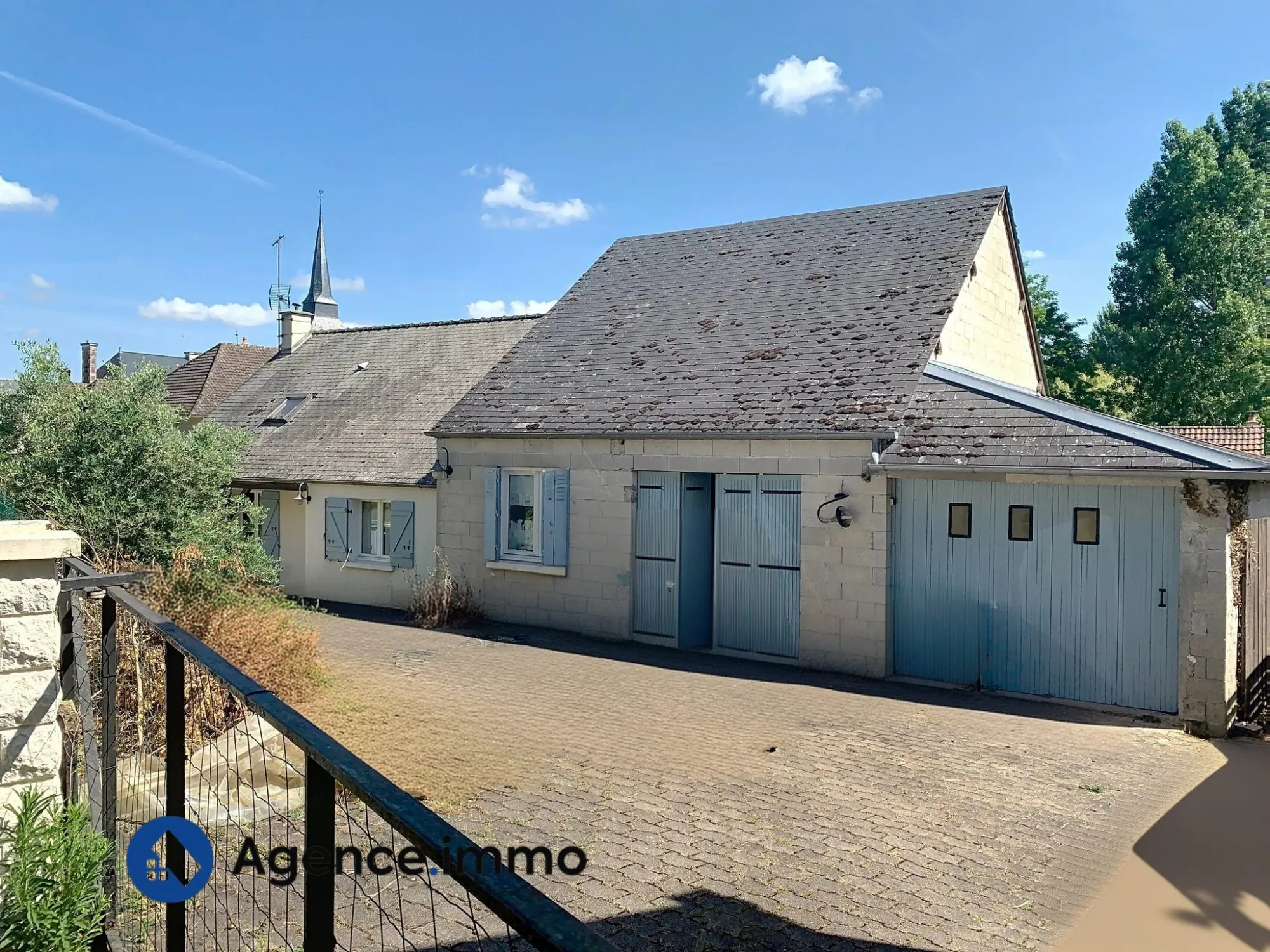 Maison familiale de 128,49 m² avec 5 chambres à Saint GERMAIN D'ARCE 