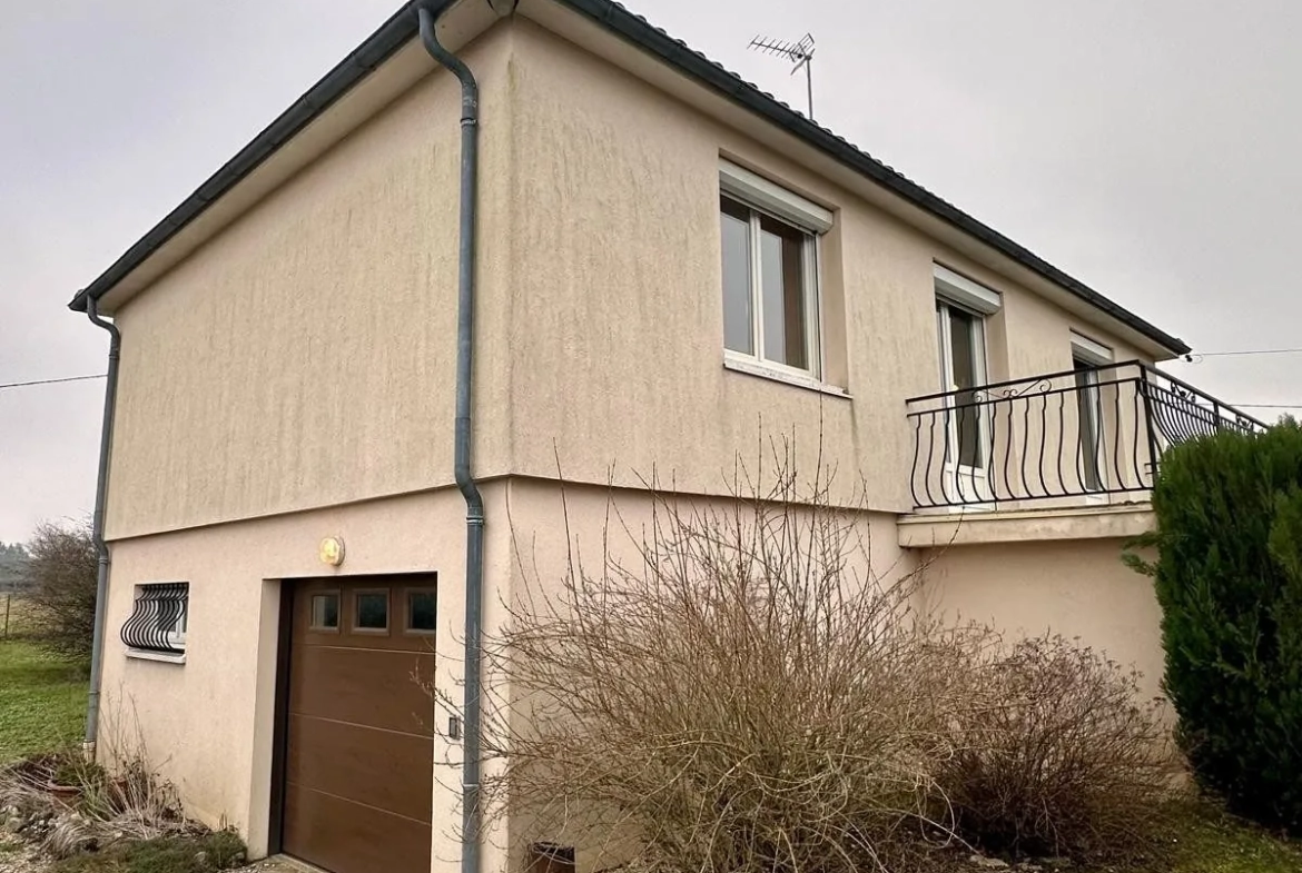 Charmante maison à vendre à Franxault avec grand terrain et garage 