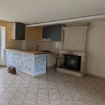 Maison ancienne à vendre à Sansais avec charme, garage et chauffage électrique