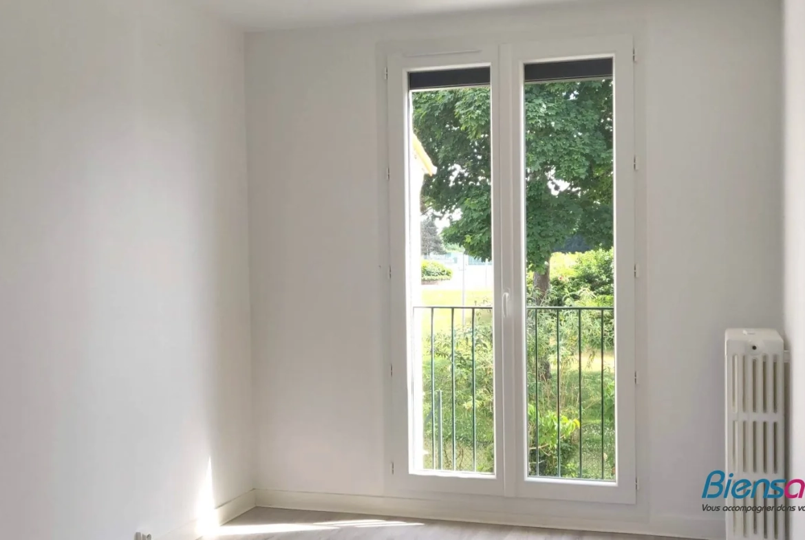Maison F5 rénovée à Chauvigny de 112 m² avec terrain de 575 m² 