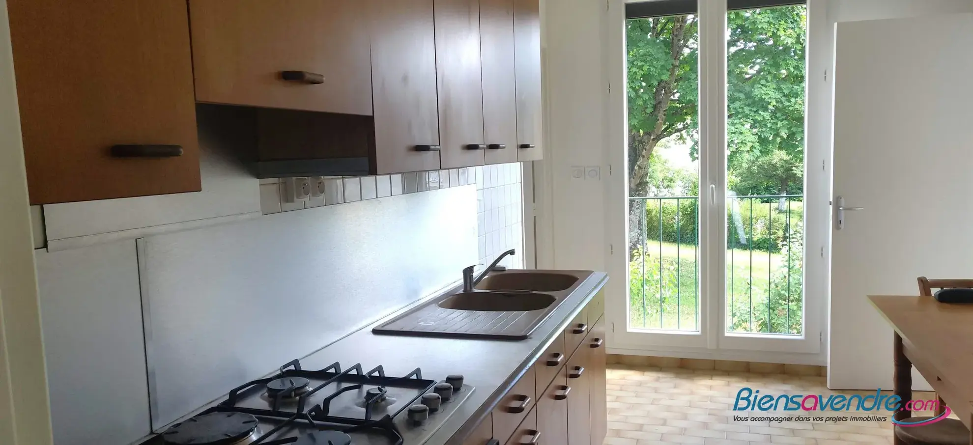Maison F5 rénovée à Chauvigny de 112 m² avec terrain de 575 m² 
