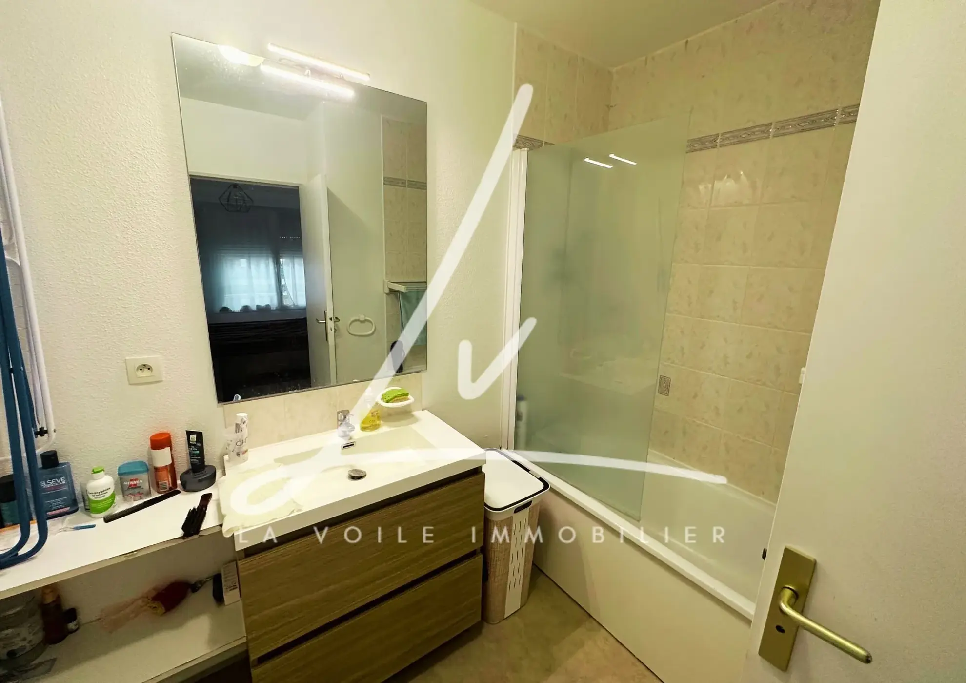 Appartement 2 pièces à vendre à Épron, idéal pour investisseur 