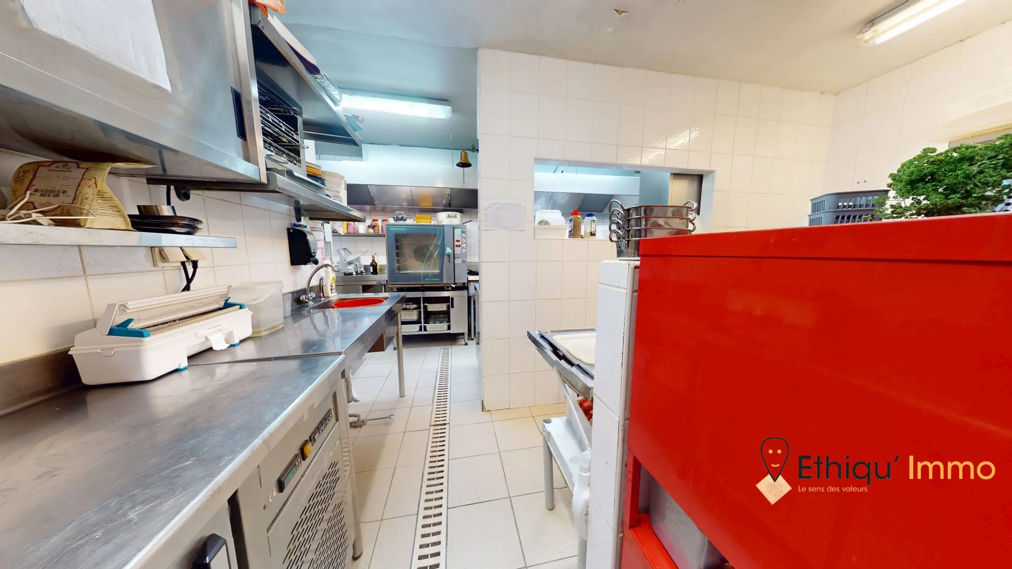 Fonds de commerce restaurant à vendre à Bar-sur-Aube, emplacement idéal 