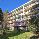 Appartement rénové de 70 m² à Avignon avec terrasse et parking