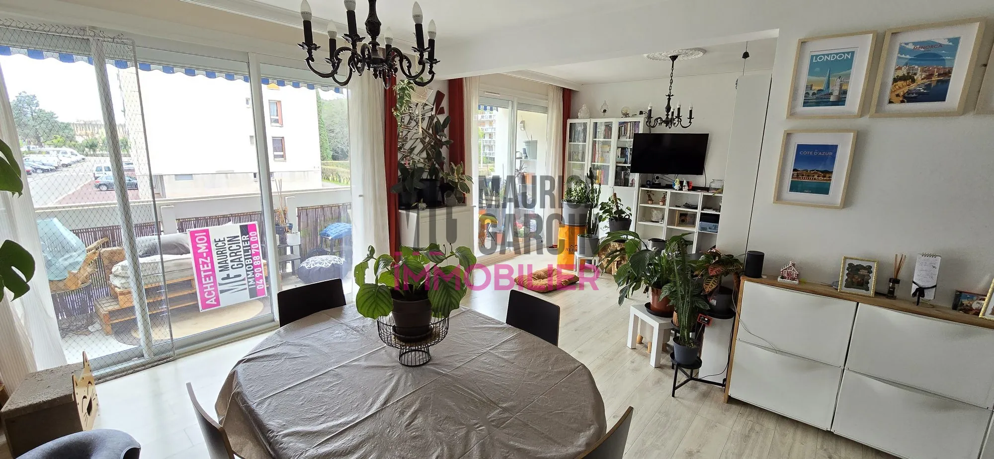 Appartement rénové de 70 m² à Avignon avec terrasse et parking 