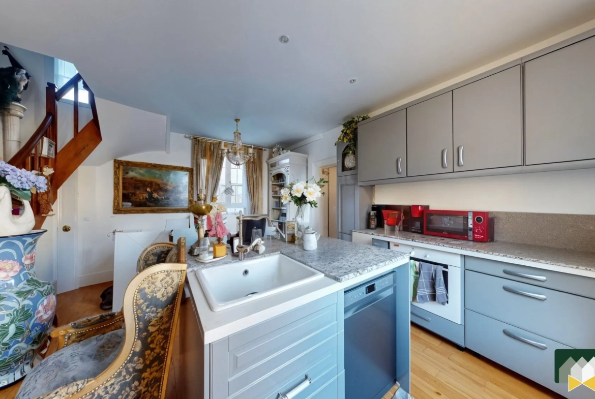 Maison de ville à vendre à Châteauneuf-en-Thymerais avec jardin et garage – 80 m² 