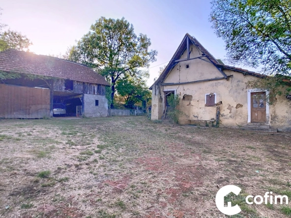 Maison à vendre à Garlin avec terrain, grange et puits en Béarn
