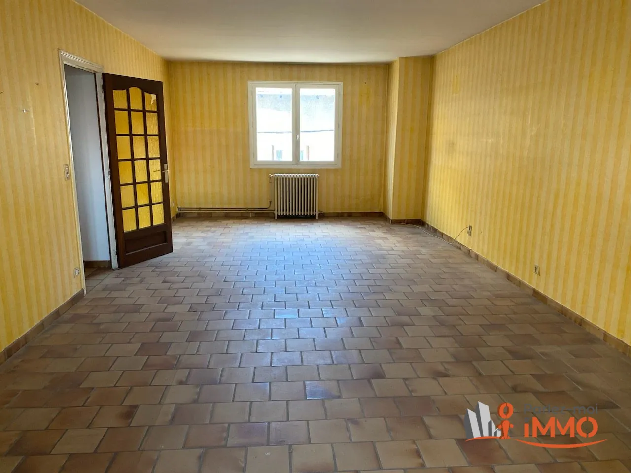 Spacieux appartement T4 avec terrasse à Chazelles-sur-Lyon 