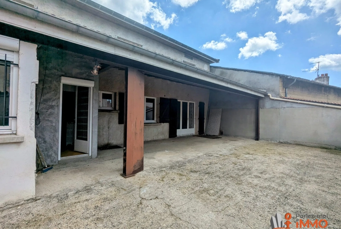 TERRASSE de 83m² ! Spacieux appartement T4 avec terrasse à Chazelles-sur-Lyon 