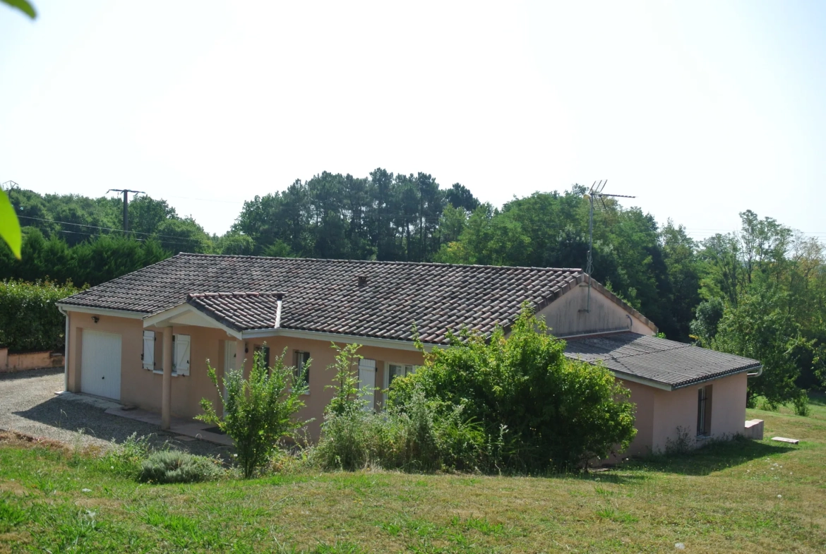 Maison de plain-pied avec jardin et garage près de Marmande 