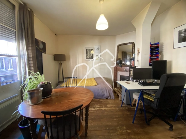Opportunité d'investissement immobilier à Rouen : deux studios loués en centre-ville