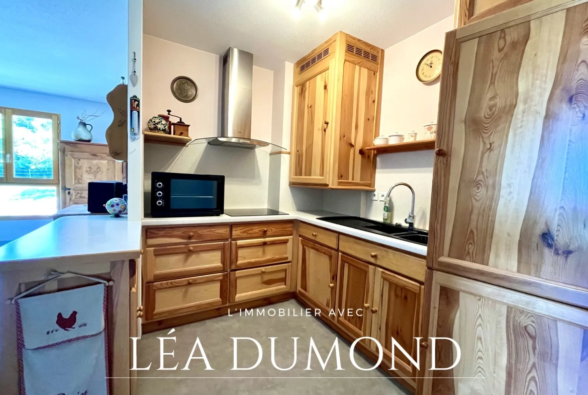 Appartement T3 à vendre à Saint-Romain-le-Puy avec terrasse et garage 