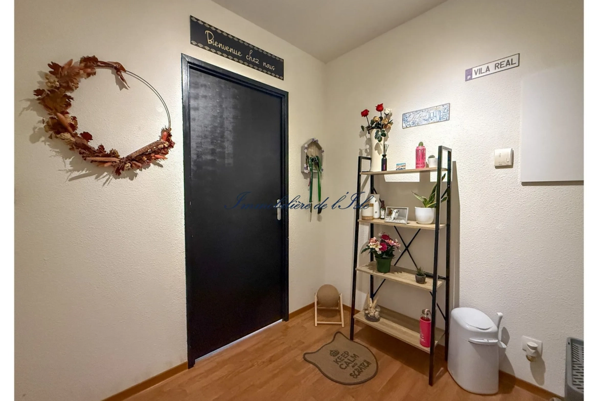 Appartement 3 pièces avec piscine et parking à Trélissac 