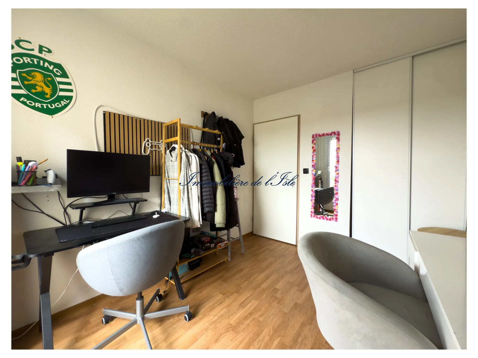 Appartement 3 pièces avec piscine et parking à Trélissac 