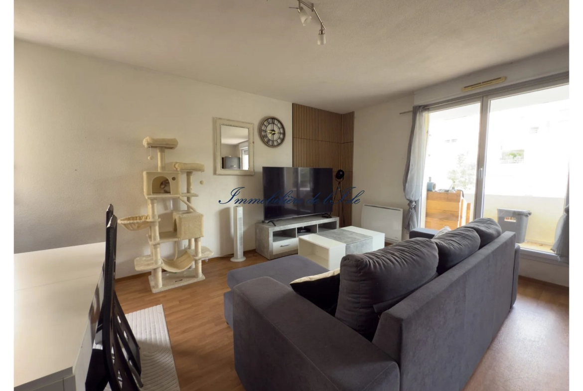 Appartement 3 pièces avec piscine et parking à Trélissac 