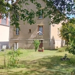Belle maison familiale d'env 200 m2 au coeur de LA  ROCHE POSAY  Magnifique maison ancienne de 210 m² avec 8 chambres à La Roche-Posay