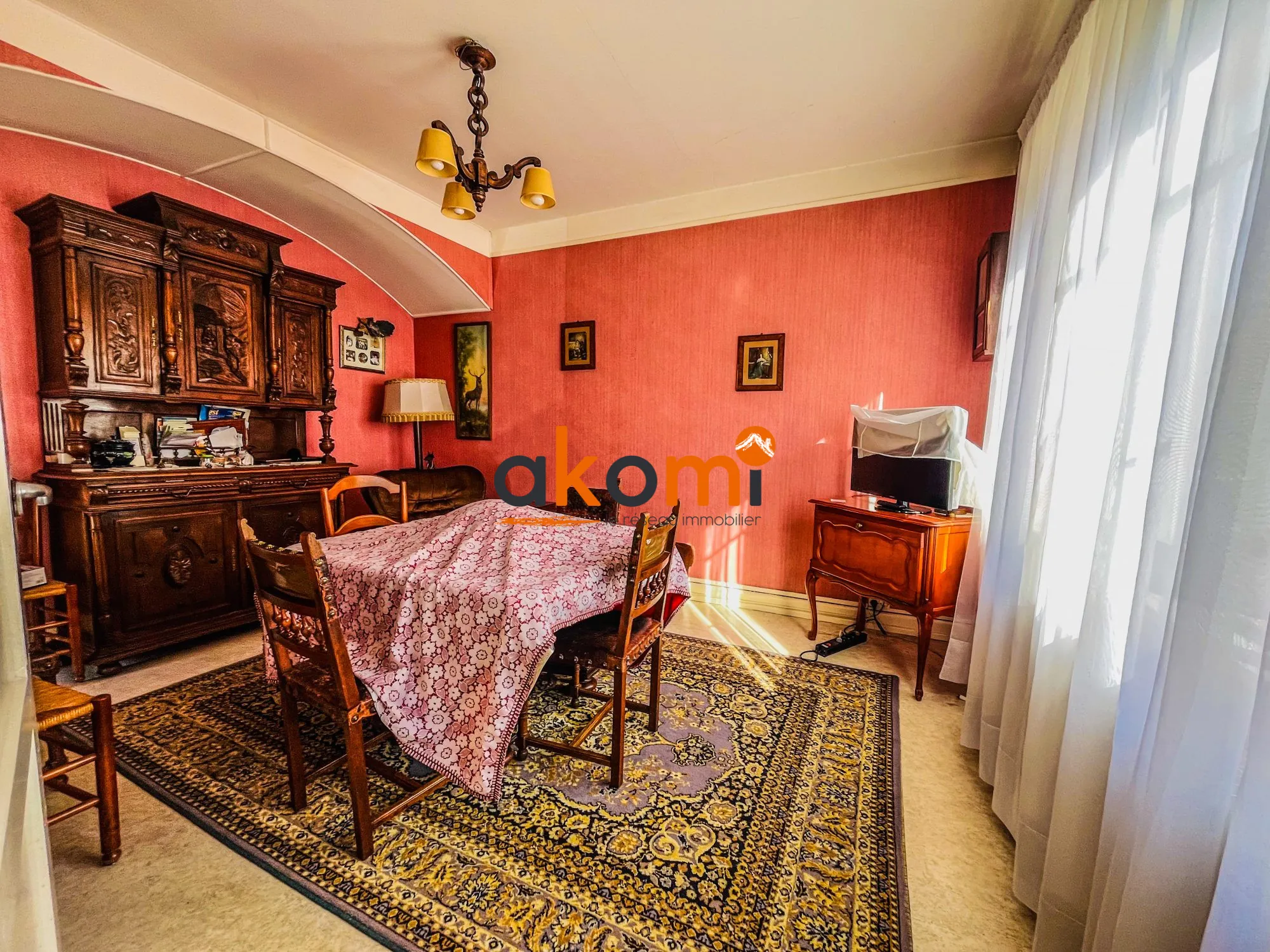 Maison 6 pièces à vendre à Raon-l'Étape avec terrain clos et potentiel d'aménagement 