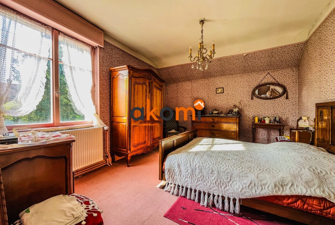 Maison 6 pièces à vendre à Raon-l'Étape avec terrain clos et potentiel d'aménagement 