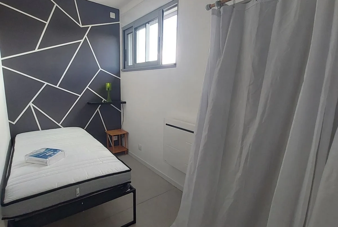 Studio rénové de 15,58 m² à Saint-Nazaire, investissement idéal 