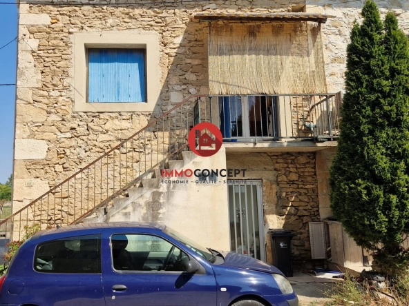 Maison avec local commercial à Goudargues - Investissement locatif rentable
