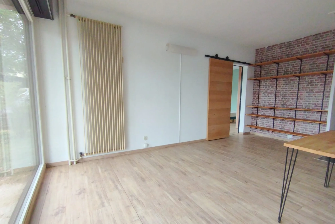 Appartement T2 à Gaillard proche frontière franco-suisse avec terrasse et cave 