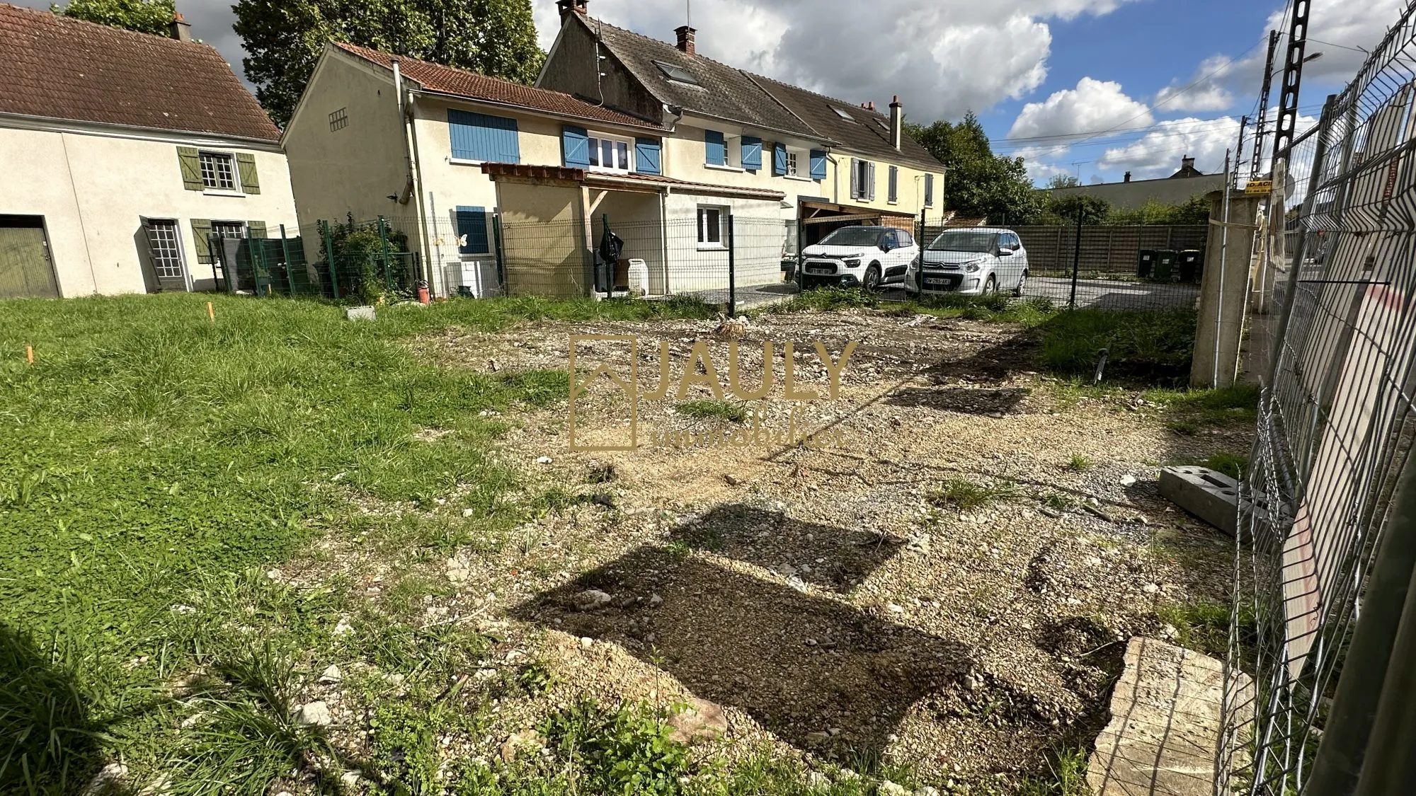 Terrain constructible à Congis-sur-Thérouanne avec permis de construire accepté pour 2024 