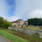 À vendre ancien complexe commercial de 550 m² à Saugnon, idéal pour activités nocturnes ou projets événementiels