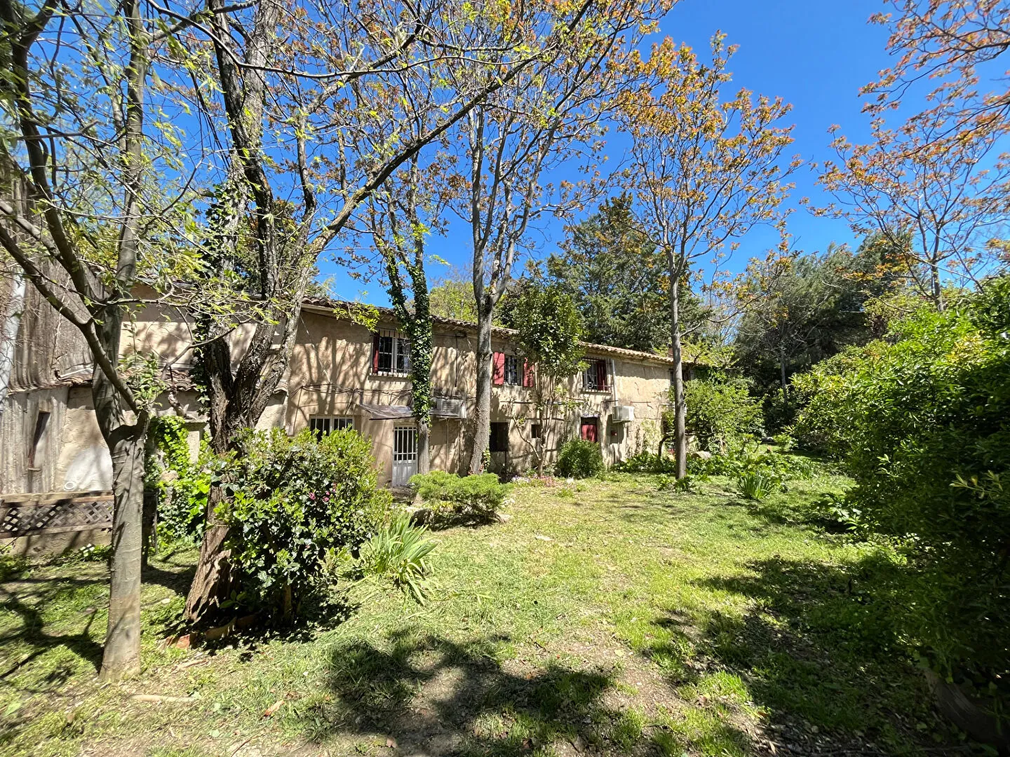 Maison ancienne à Apt de 150 m² avec travaux à prévoir 