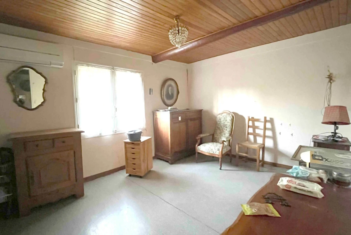 Maison ancienne à Apt de 150 m² avec travaux à prévoir 