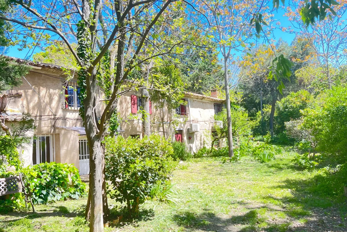 Maison ancienne à Apt de 150 m² avec travaux à prévoir 