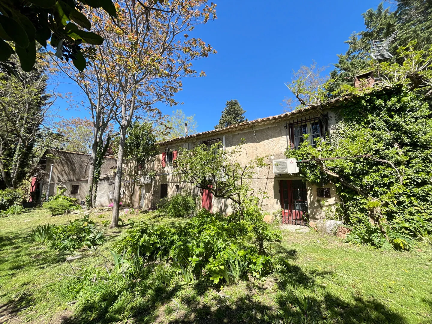 Maison ancienne à Apt de 150 m² avec travaux à prévoir 
