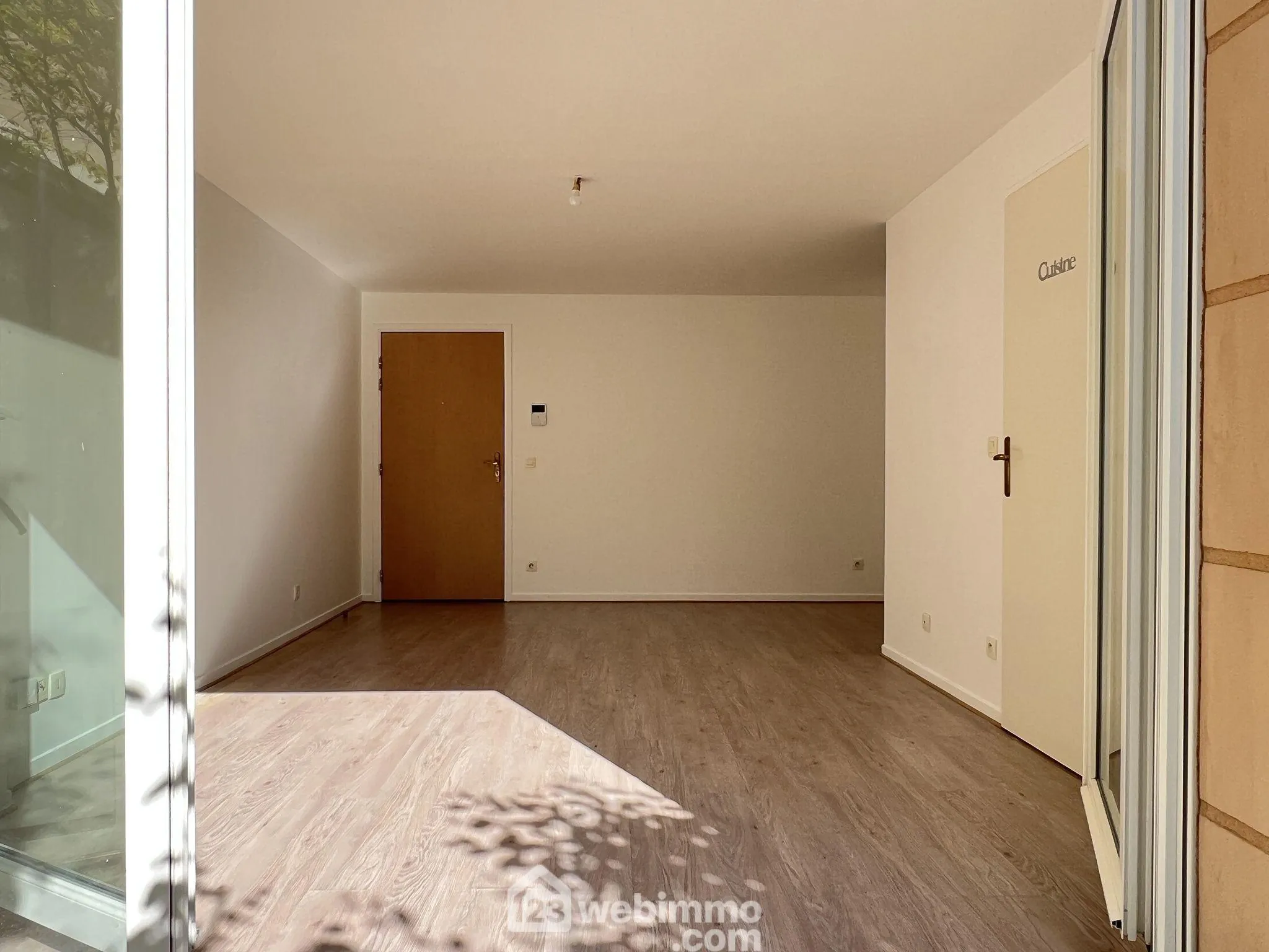 Bel appartement T2 de 45,68 m² avec terrasse et parking à Choisy-le-Roi 
