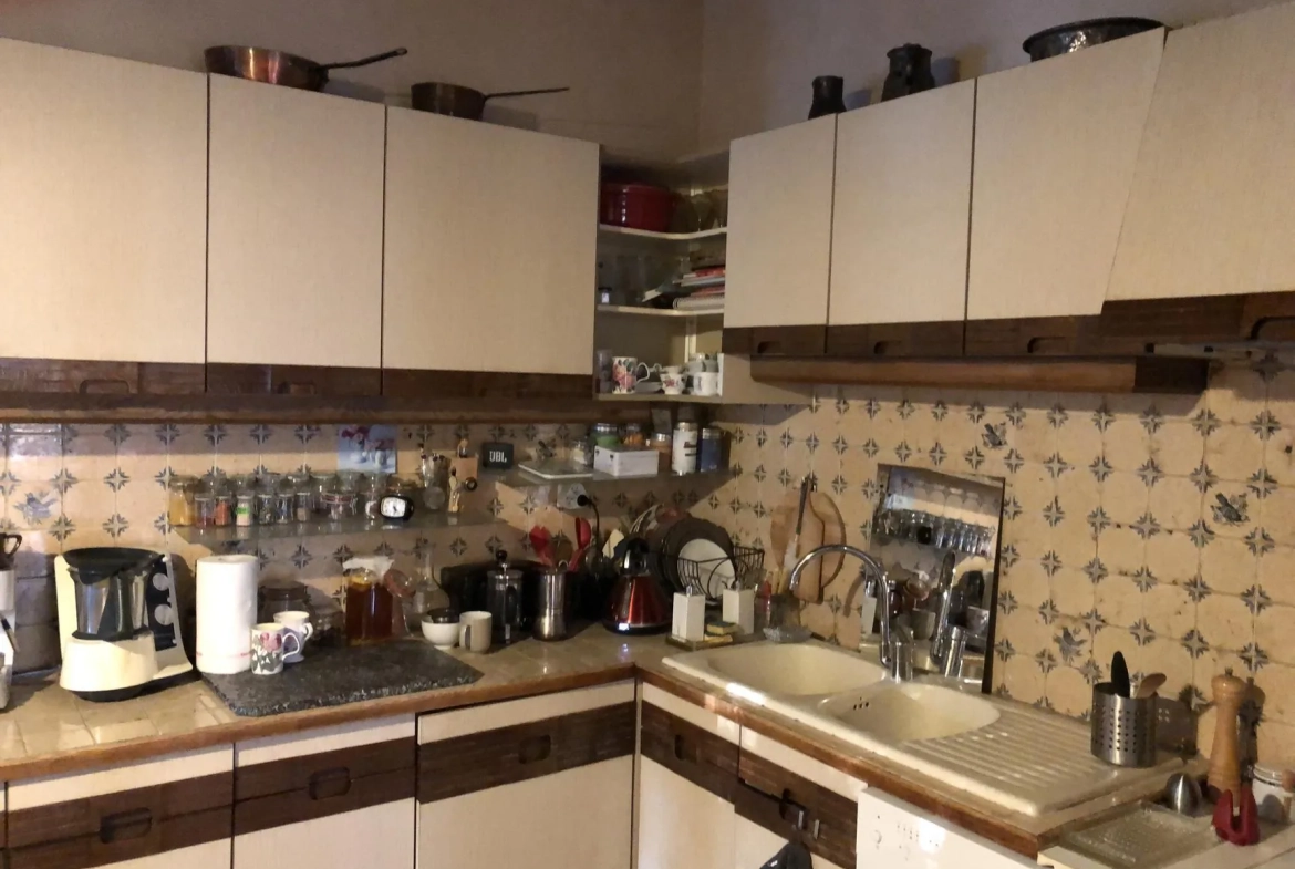 Appartement atypique avec duplex, terrasse et garage à Thaon-les-Vosges 