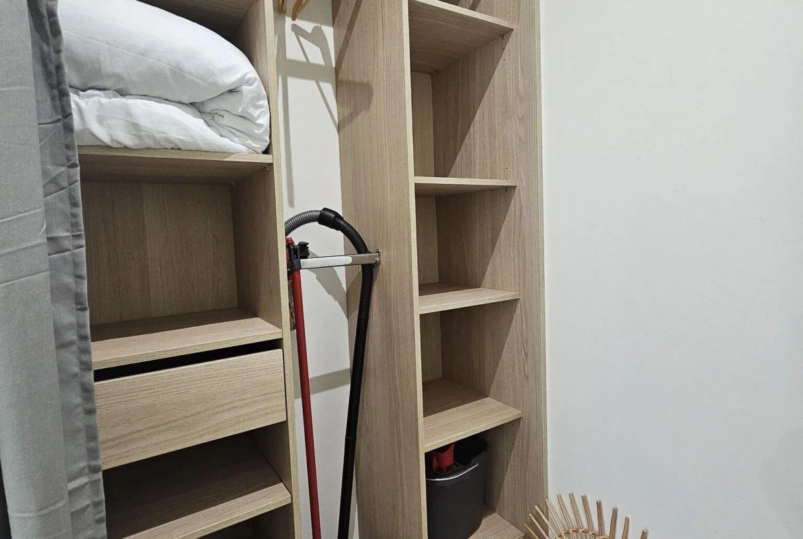 Studio meublé de 21m² à Reims, emplacement privilégié, opportunité d'investissement 