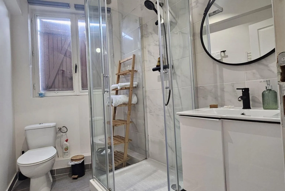Studio meublé de 21m² à Reims, emplacement privilégié, opportunité d'investissement 