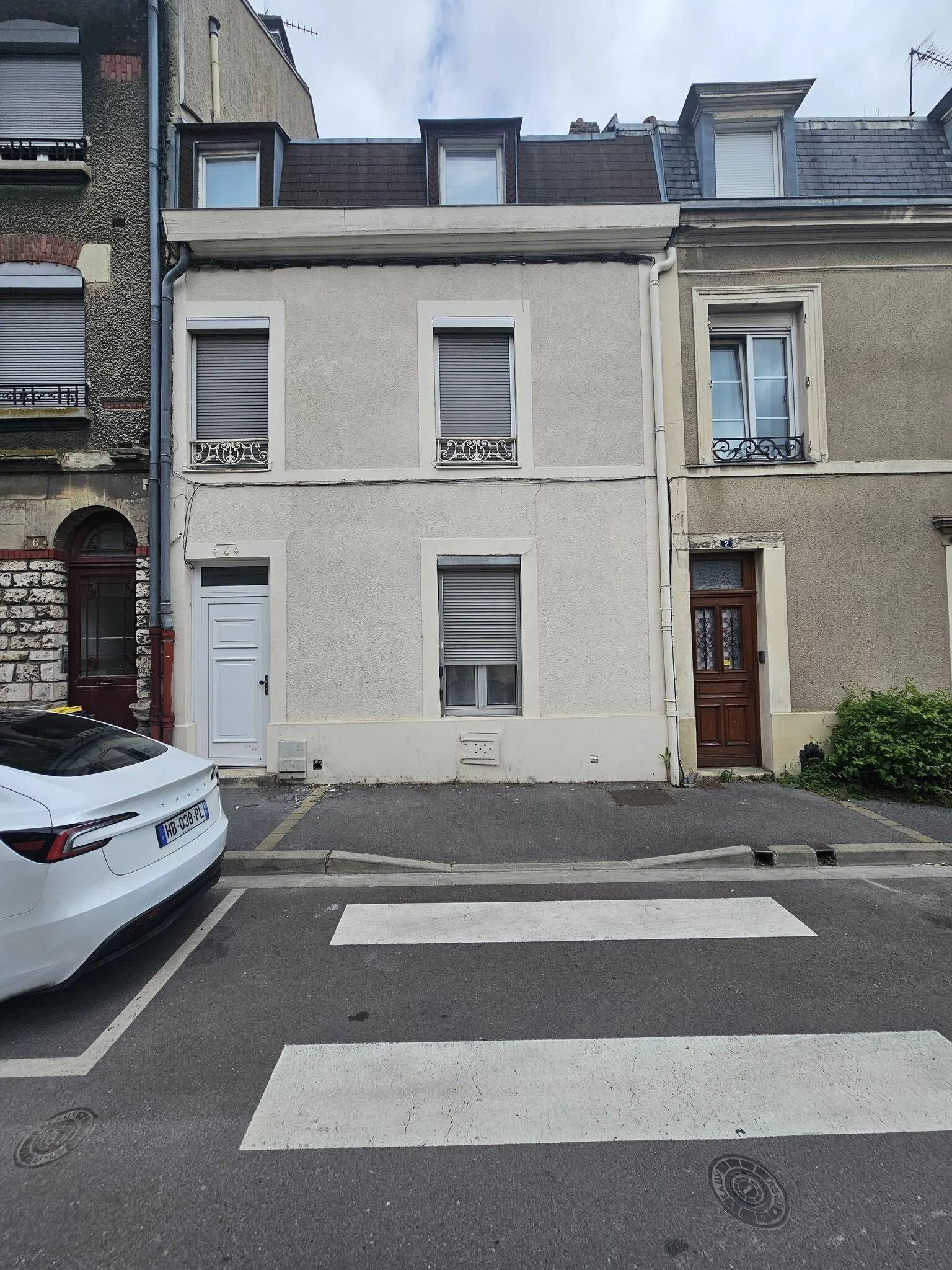 Studio meublé de 21m² à Reims, emplacement privilégié, opportunité d'investissement 