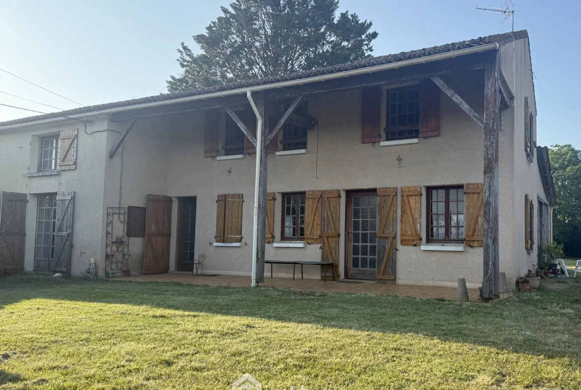 Maison de campagne de 175 m² avec grand terrain à Saint-Clair 