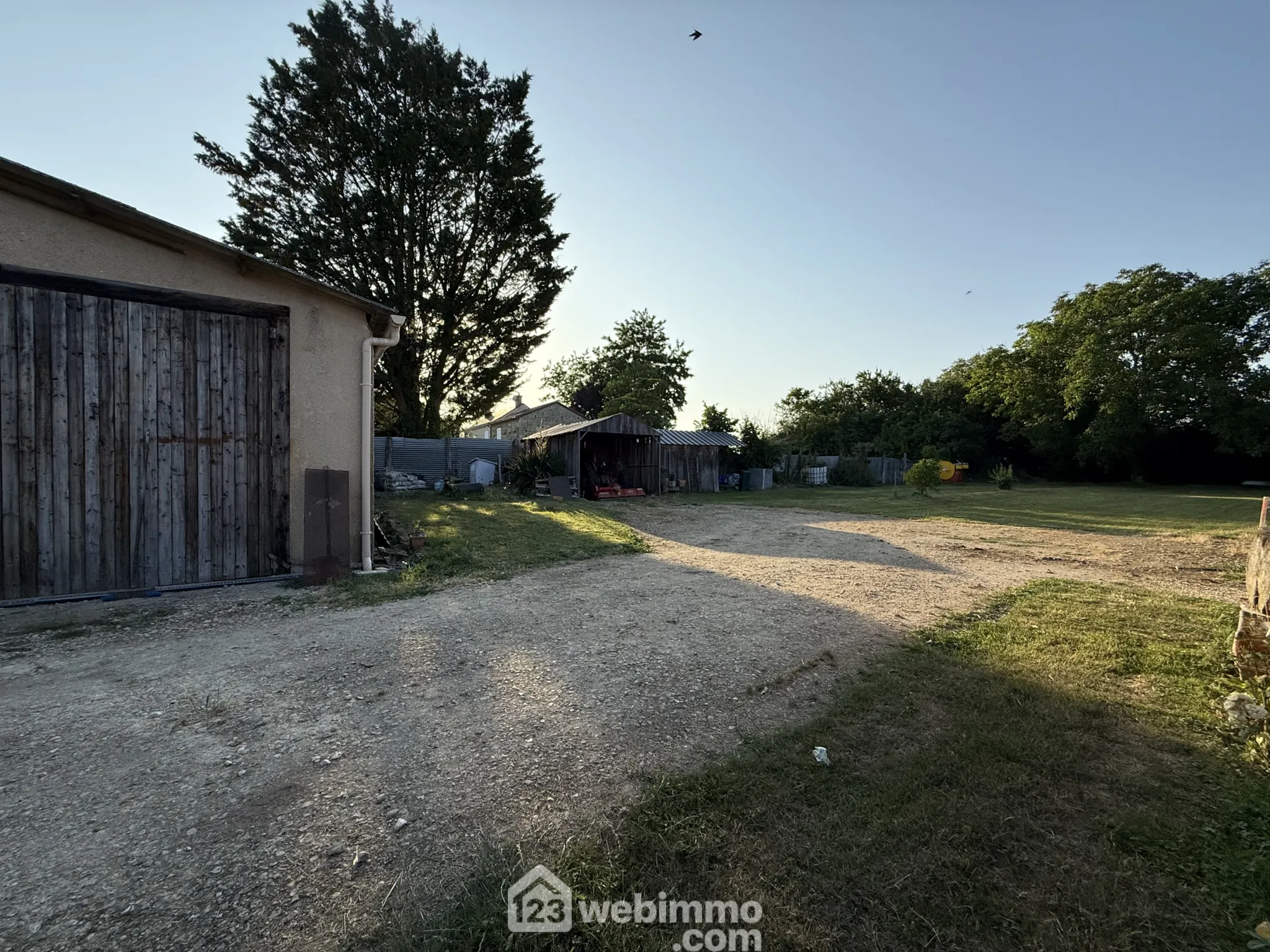 Maison de campagne de 175 m² avec grand terrain à Saint-Clair 