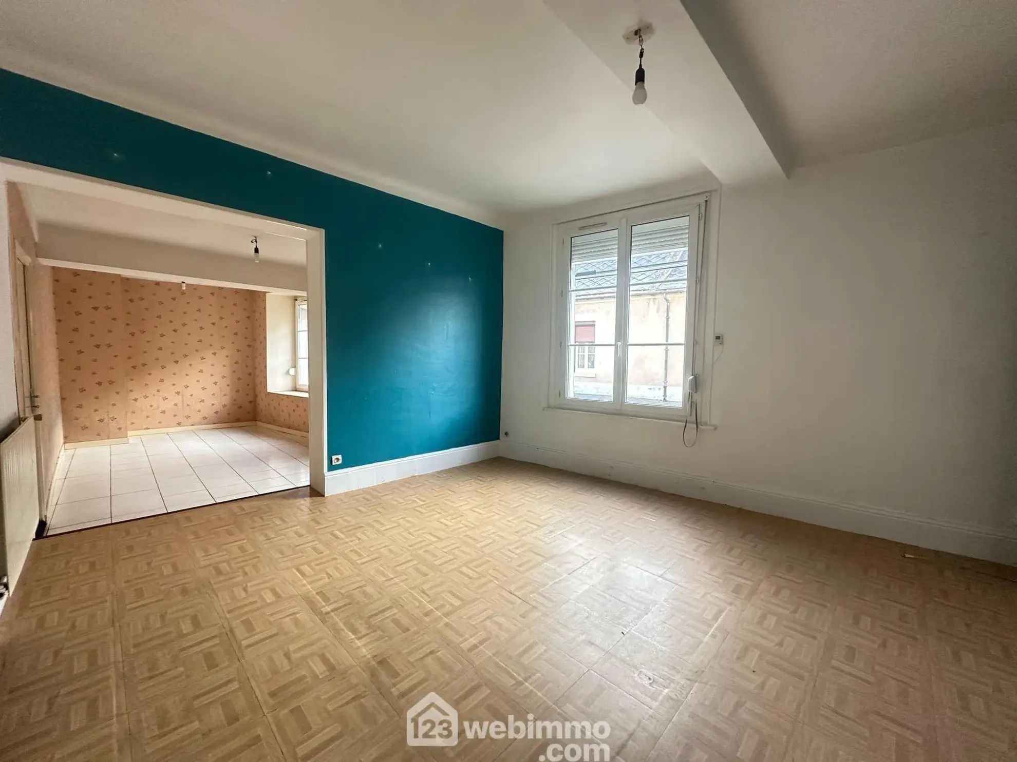 Charmante maison de 136 m² à vendre à Crép y avec jardin et grand espace 