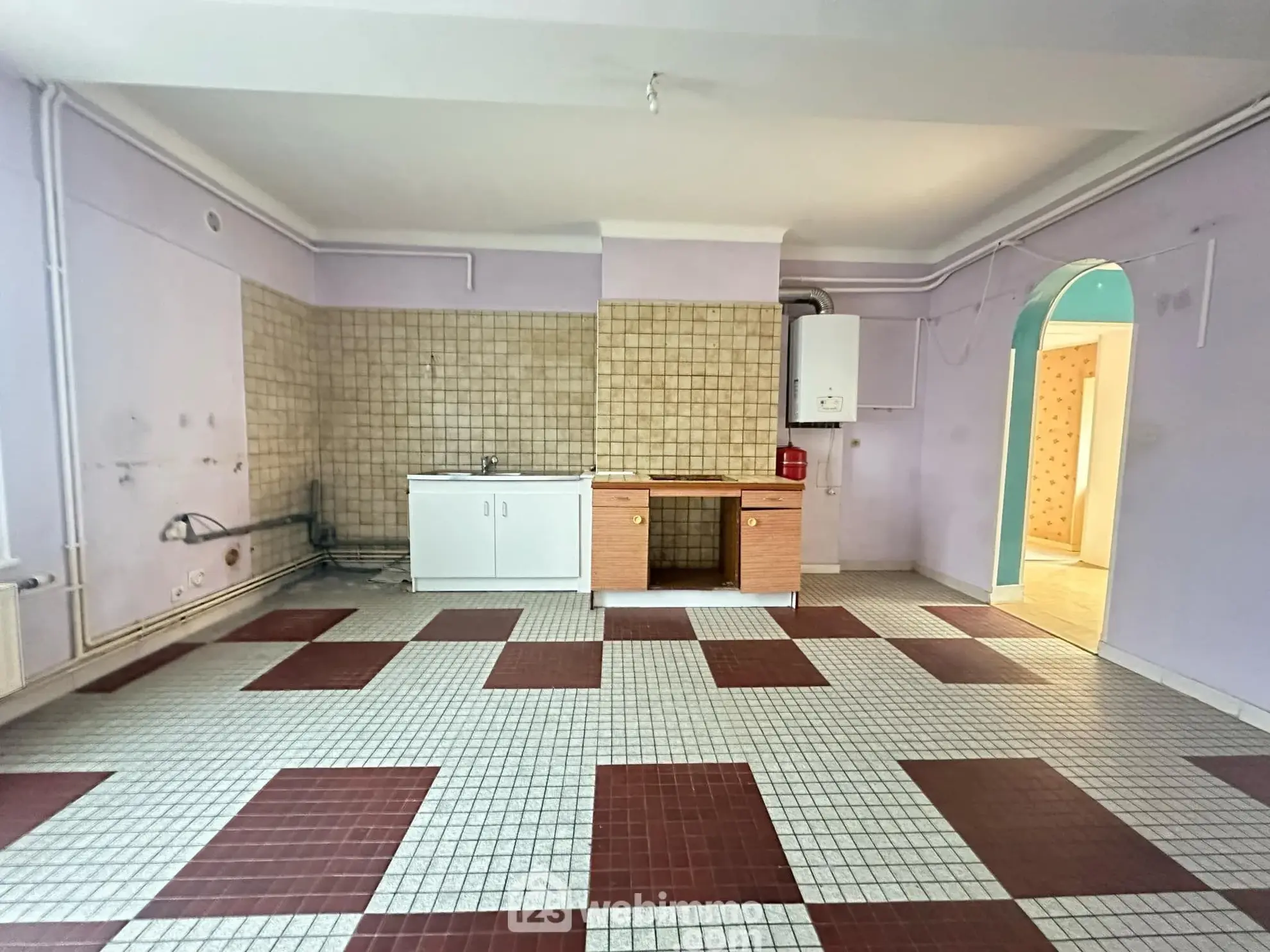 Charmante maison de 136 m² à vendre à Crép y avec jardin et grand espace 