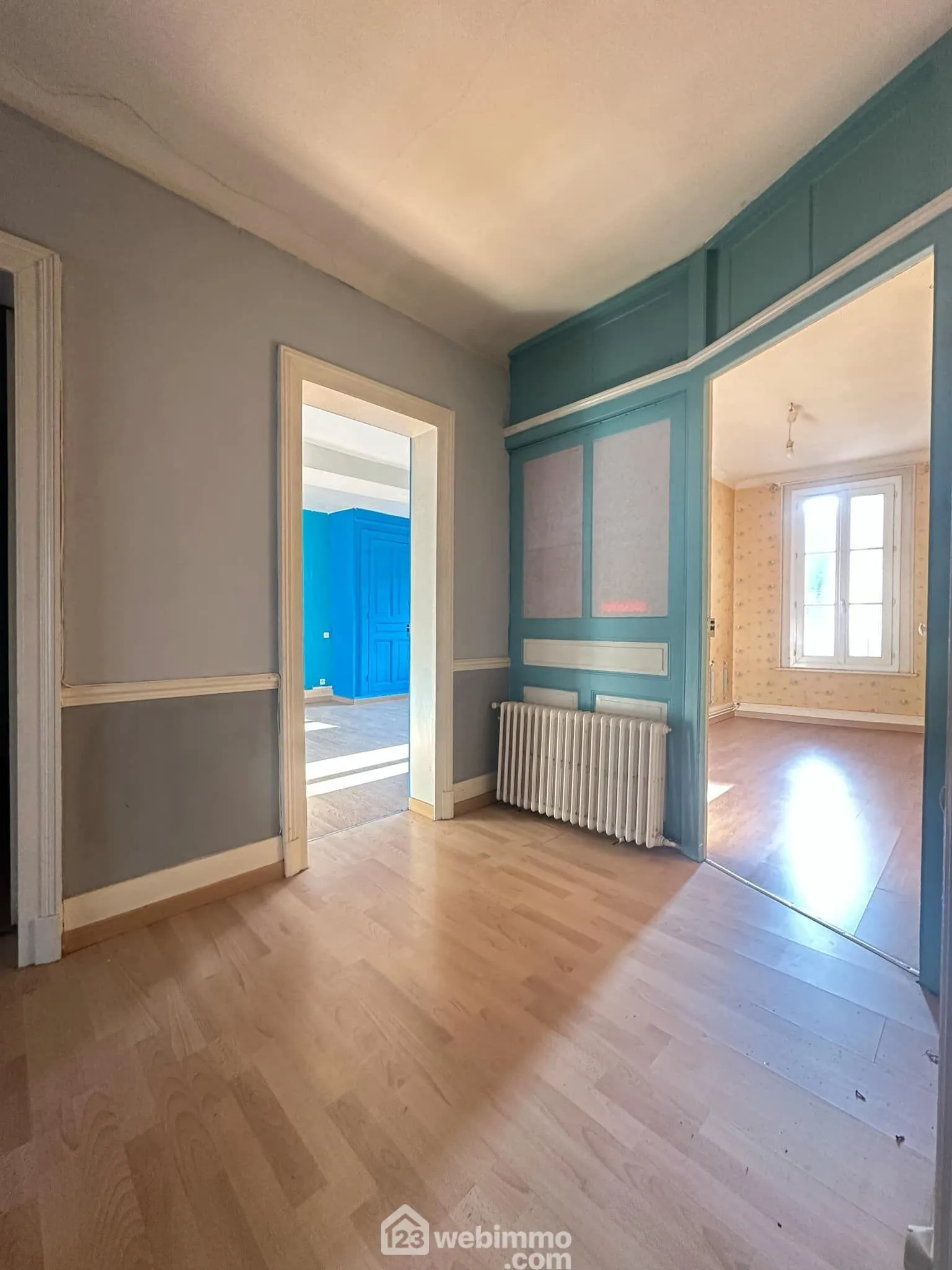 Charmante maison de 136 m² à vendre à Crép y avec jardin et grand espace 