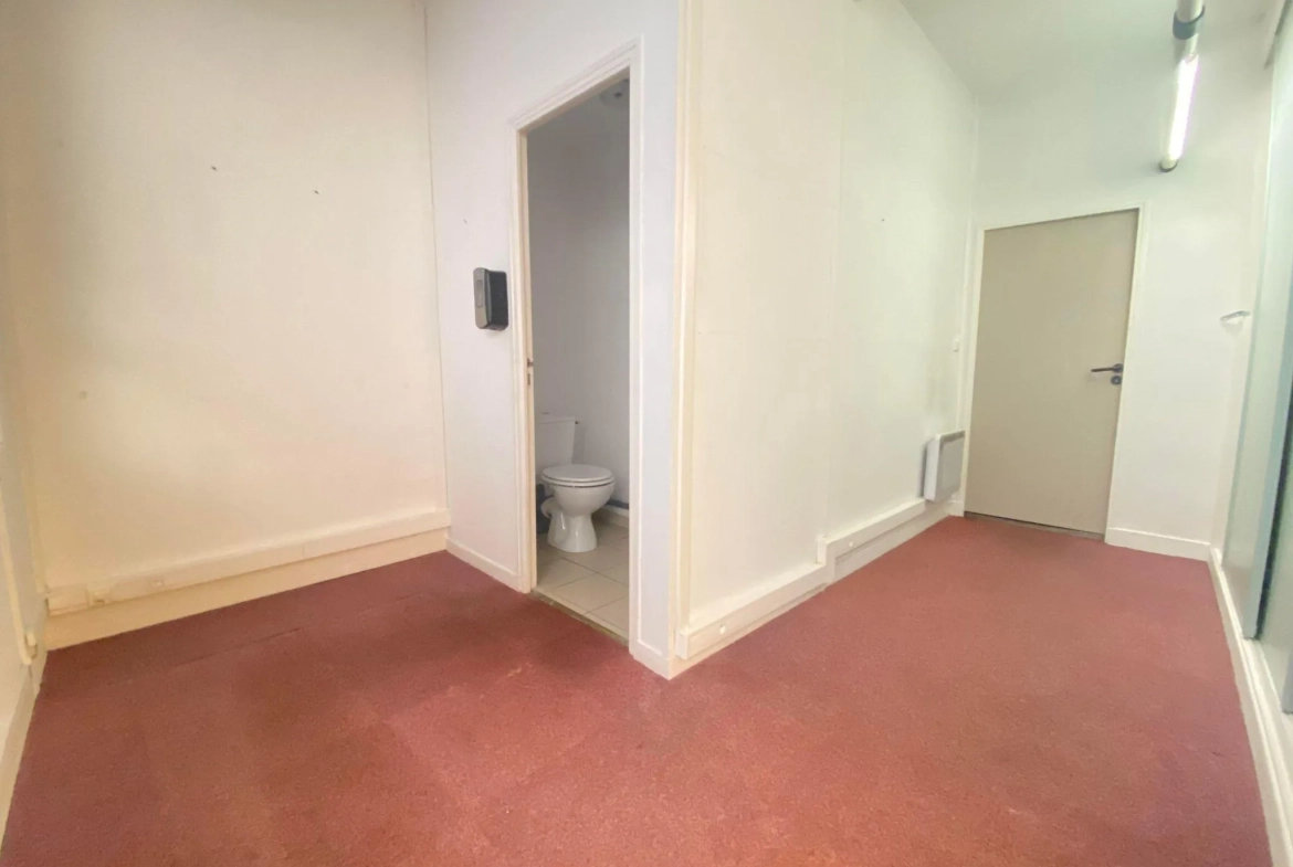 Local commercial ou professionnel de 150 m² à Laon avec possibilité d'extension 