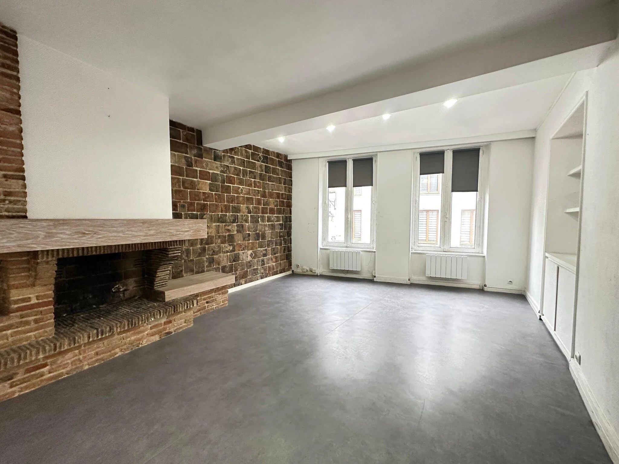 Local commercial ou professionnel de 150 m² à Laon avec possibilité d'extension 