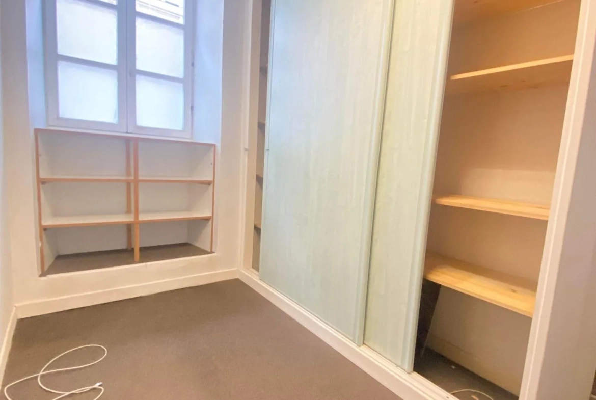 Local commercial ou professionnel de 150 m² à Laon avec possibilité d'extension 