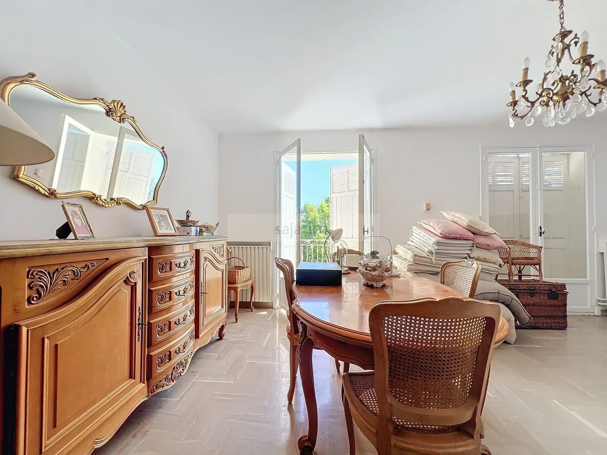 Appartement T3 avec terrasse et vue dégagée à Toulon 