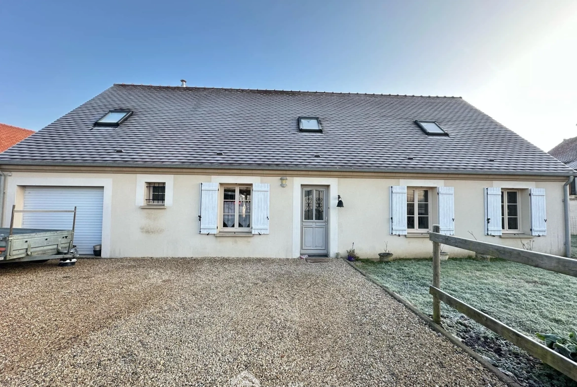 Spacieux pavillon de 179 m² avec 7 chambres à Colligis-Crandelain 